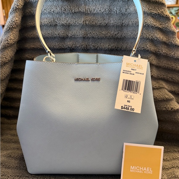 Michael Kors Handbags - Michael Kors Pratt medium bucket shoulder bag in Vista Blue -NEW